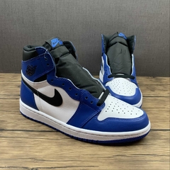 Jordan 1 Retro High Game Royal na internet
