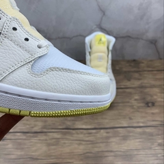 Jordan 1 Mid SE Voltage Yellow - comprar online
