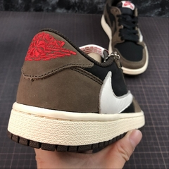 Jordan 1 Retro Low OG SP Travis Scott Mocha na internet