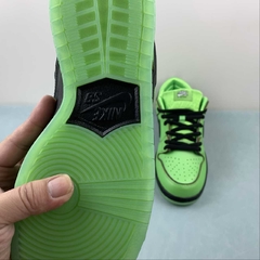 Imagem do Nike SB Dunk Low Buttercup The Powerpuff Girls
