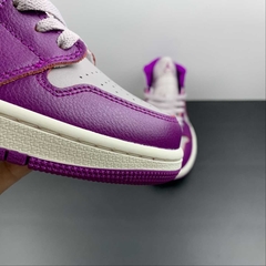 Jordan 1 Mid Magenta - comprar online