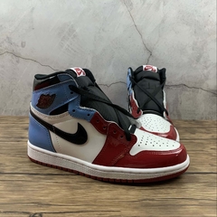 Jordan 1 Retro High Fearless UNC Chicago na internet