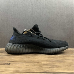 Imagem do adidas Yeezy Boost 350 V2 Core Black Dazzling Blue