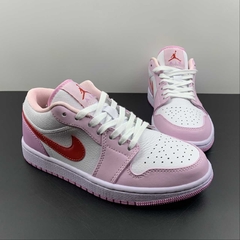 Jordan 1 Low Valentine's Day Custom na internet