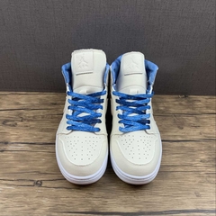 Imagem do Jordan 1 Mid Sanddrift
