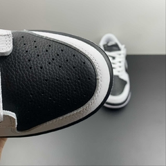 Nike Dunk Low Retro Reverse Panda na internet