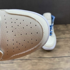 Jordan 1 Mid Sanddrift na internet