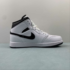 Jordan 1 Mid Reverse Panda - comprar online