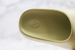 Yeezy Slide Resin - comprar online