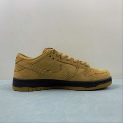 Nike SB Dunk Low Wheat - comprar online