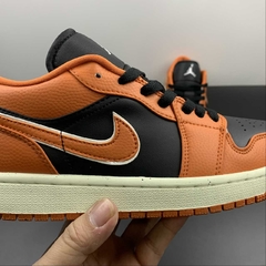 Jordan 1 Low SE Sport Spice - Born Sneakers