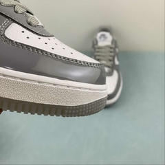 Nike Air Force 1 '07 Low Grey Patent - comprar online