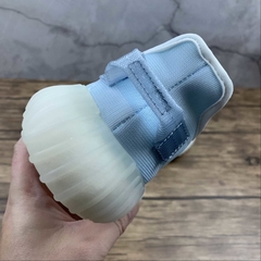 adidas Yeezy Boost 350 V2 Mono Ice - loja online