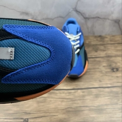 adidas Yeezy Boost 700 Bright Blue na internet