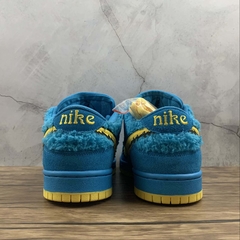 Nike SB Dunk Low Grateful Dead Bears Blue - Born Sneakers