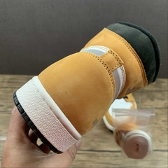 Jordan 1 High Element Gore-Tex Light Curry - loja online