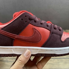 Nike SB Dunk Low Cherry - Born Sneakers
