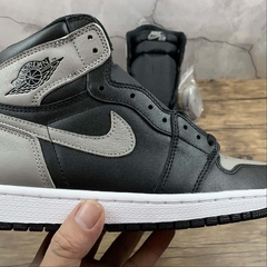 Jordan 1 Retro Shadow - Born Sneakers