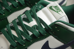 Nike Dunk Low Retro Gorge Green Midnight Navy na internet