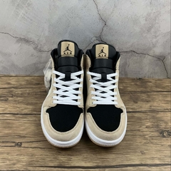 Imagem do Jordan 1 Mid Barely Orange Light Violet