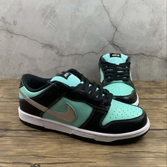 Nike Dunk SB Low Diamond Supply Co. "Tiffany" na internet