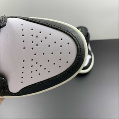 Jordan 1 Low White Black Green na internet