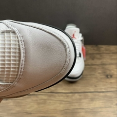 Jordan 4 Retro White Cement na internet