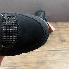 Jordan 4 Retro Black Cat na internet