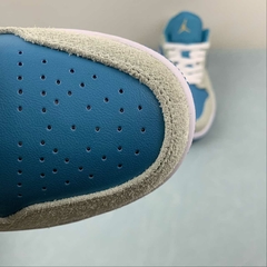 Jordan 1 Low SE Aquatone Concord Light Bone na internet