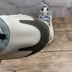 Nike Air Max 270 React Travis Scott Cactus Trails na internet