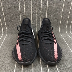 Imagem do adidas Yeezy Boost 350 V2 Core Black Red
