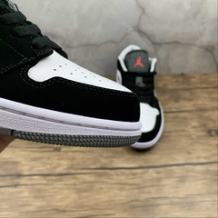 Jordan 1 Low Black White Wolf Grey Infrared 23 - comprar online
