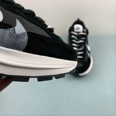 Nike Vaporwaffle sacai Black White Gum - comprar online