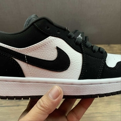Jordan 1 Low Black White - Born Sneakers