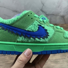 Nike SB Dunk Low Grateful Dead Bears Green - Born Sneakers