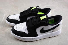 Jordan 1 Retro Low Golf Phantom Volt - comprar online