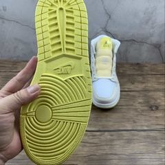 Imagem do Jordan 1 Mid SE Voltage Yellow
