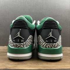Jordan 3 Retro Pine Green - Born Sneakers