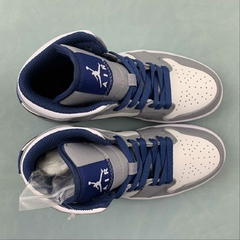 Imagem do Jordan 1 Mid Cement True Blue