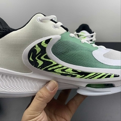 Nike Zoom Freak 4 Barely Volt - Born Sneakers