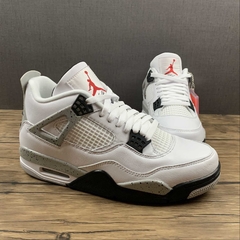 Jordan 4 Retro White Cement na internet