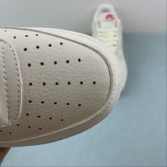 Nike Air Force 1 '07 Low Rice White / Red na internet