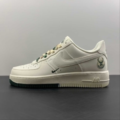Nike Air Force 1 Low 07' Milwaukee Bucks Custom