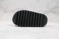 Yeezy Slide Soot - Born Sneakers