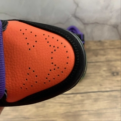 Nike SB Dunk Low Night of Mischief Halloween na internet