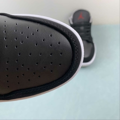 Jordan 1 Low Black Wolf Grey na internet