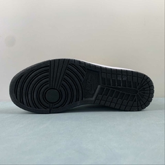 Jordan 1 Mid SE Flight Club