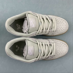 Imagem do Nike SB Dunk Low Island Green Gum