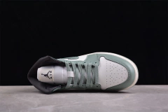 Imagem do Jordan 1 Mid Jade Smoke