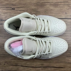 Jordan 1 Low Coconut Milk - loja online
